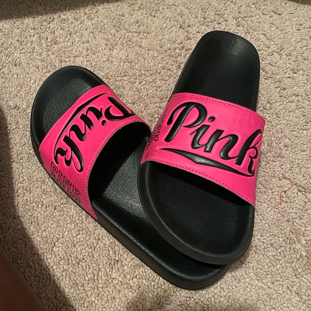 VS PINK slides